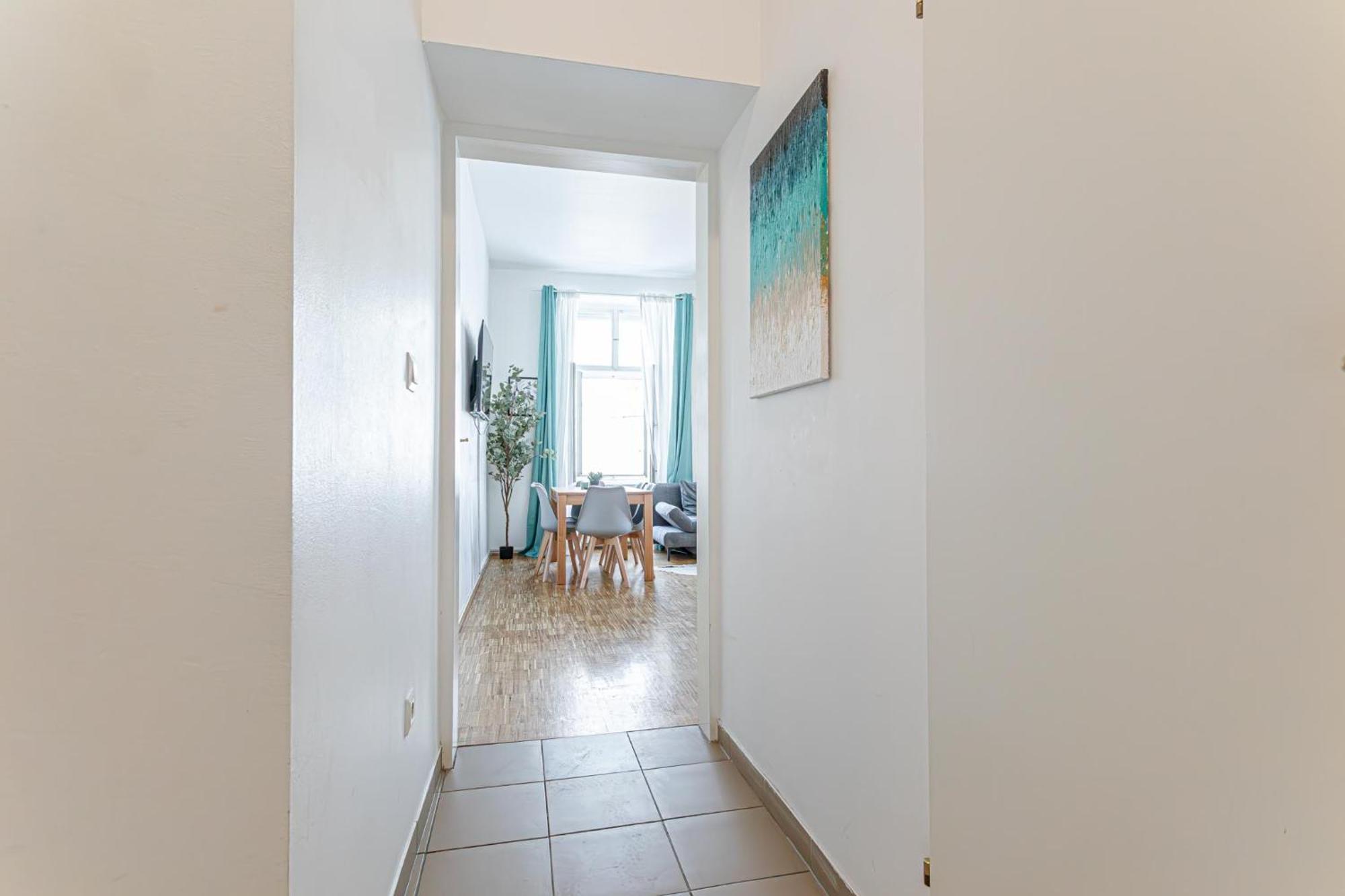 Superior 2Br Apartment - Perfect For Longstays Wina Bagian luar foto