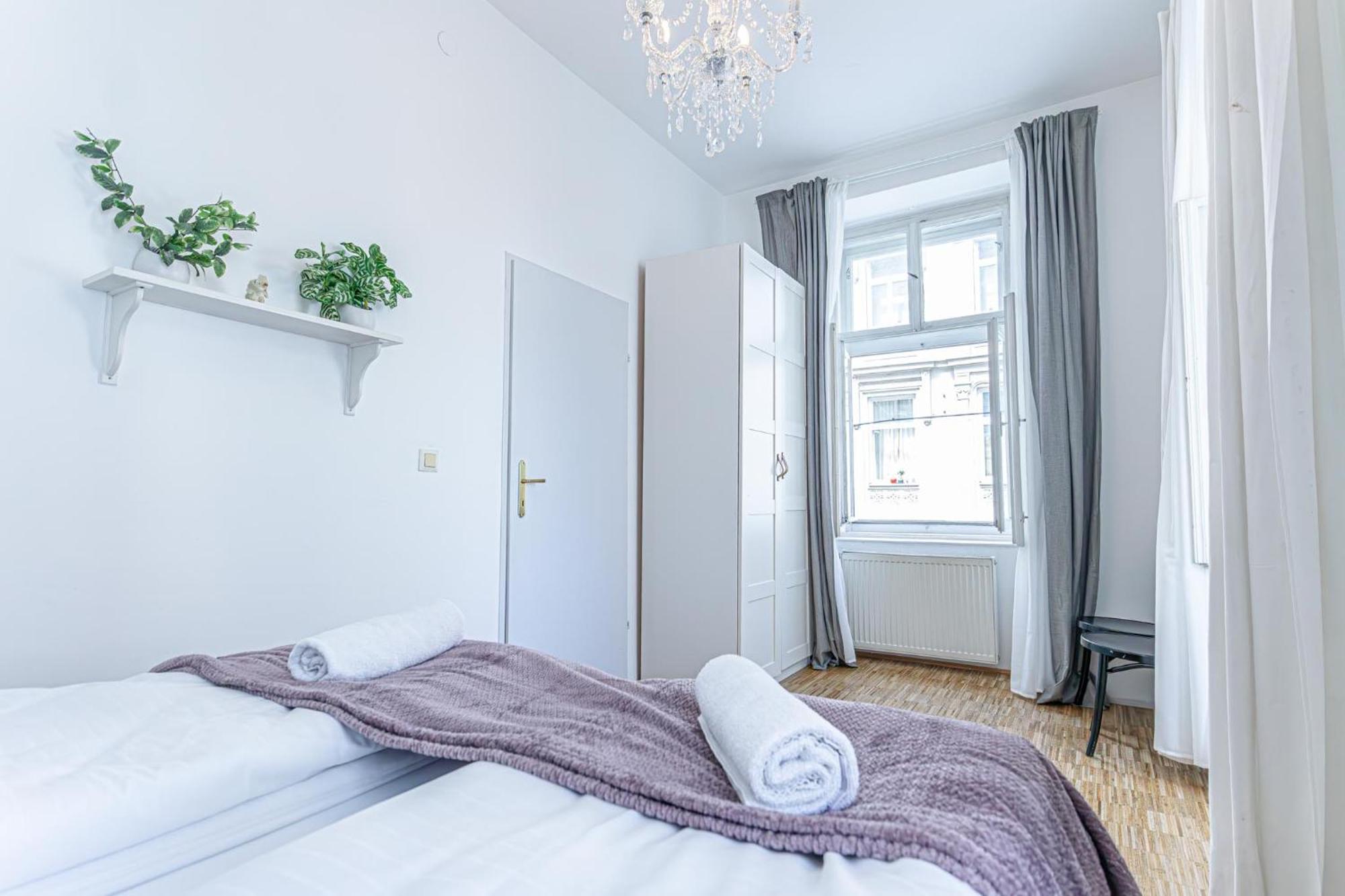 Superior 2Br Apartment - Perfect For Longstays Wina Bagian luar foto